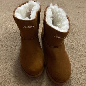 Juicy Couture boot
